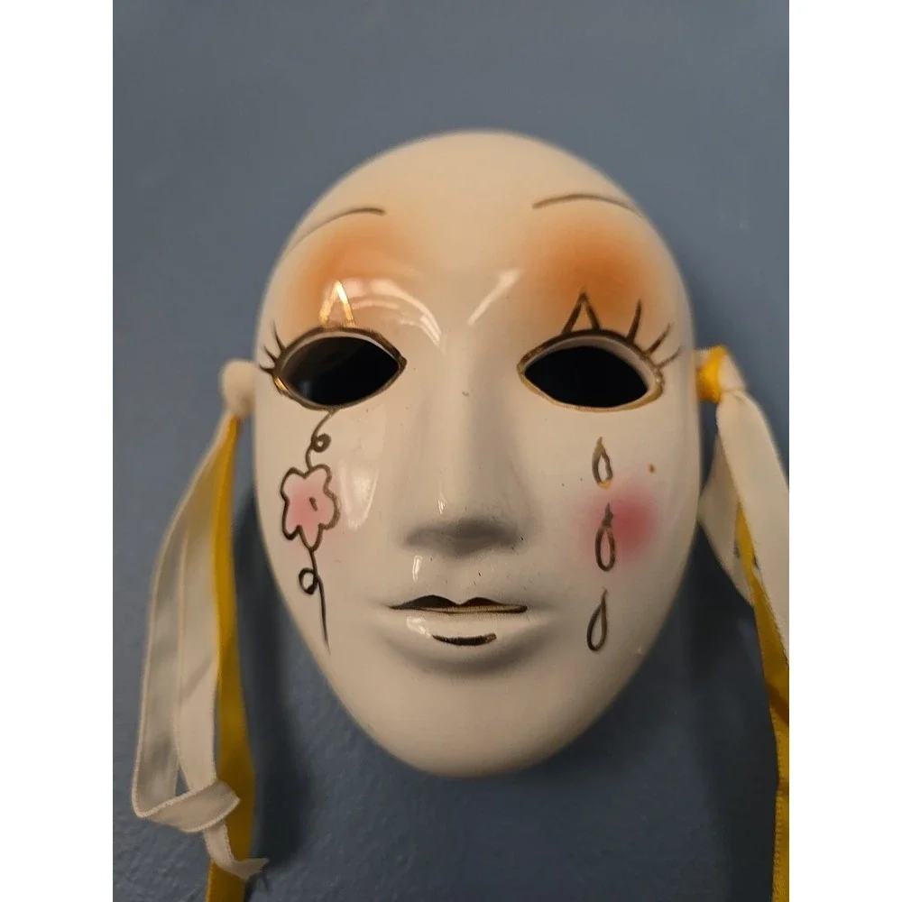 The Unbranded Brand ceramic handcrafted